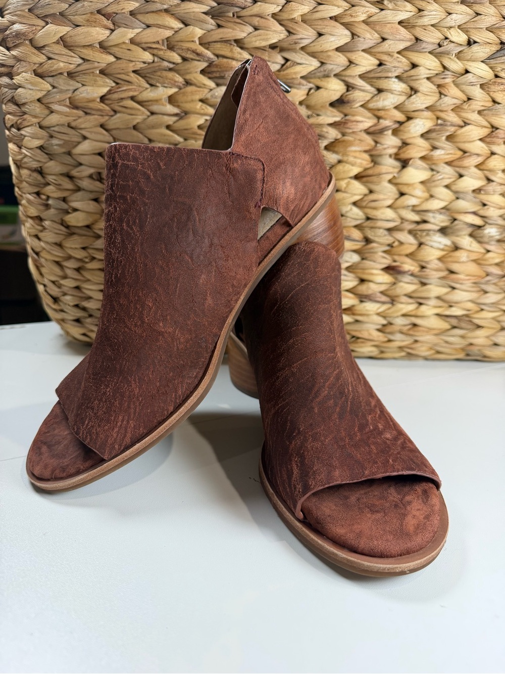Sofft Rust Brown Open-Toe Leather Ankle Heels